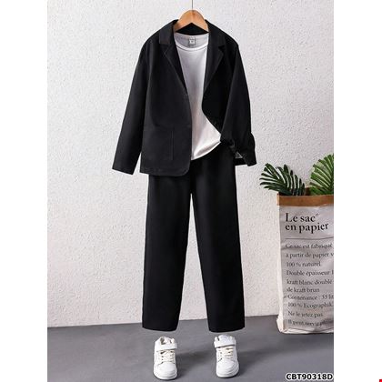 Bộ đồ bé trai gồm blazer kèm quần chất liệu mềm nhẹ thoải mái