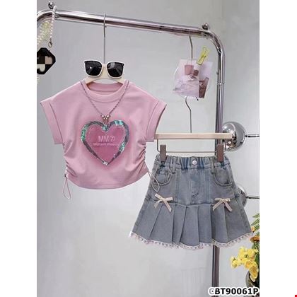 Sét áo rút dây trái tim MM và chân váy jean xếp ly cực xinh cho bé gái