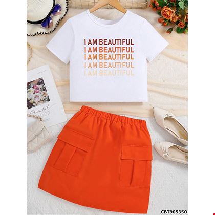 Set áo thun in chữ phong cách cá tính kèm chân váy utility cho bé gái tuổi teen