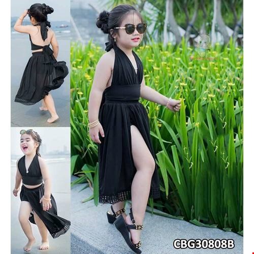 Hè này nên chọn váy đầm đẹp nào cho bé đi biển đẹp và ấn tượng