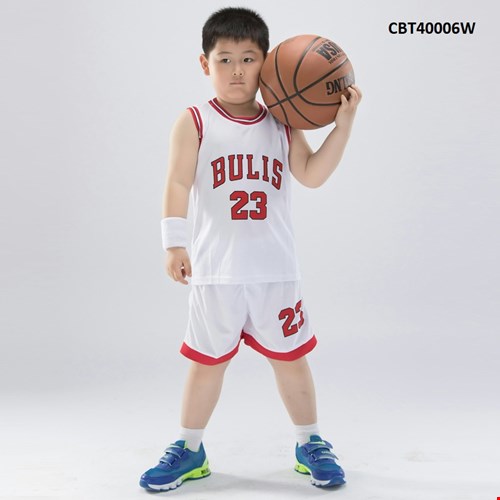 Trẻ em tròn nên mặc gì để nhìn trẻ trông đáng yêu “mũm mĩm”